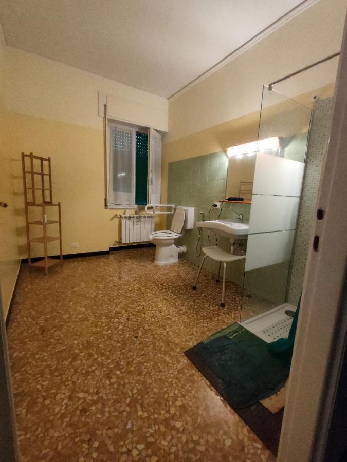 Bed and Breakfast Dolce Notte, Near San Martino Hospital Генуя Екстер'єр фото